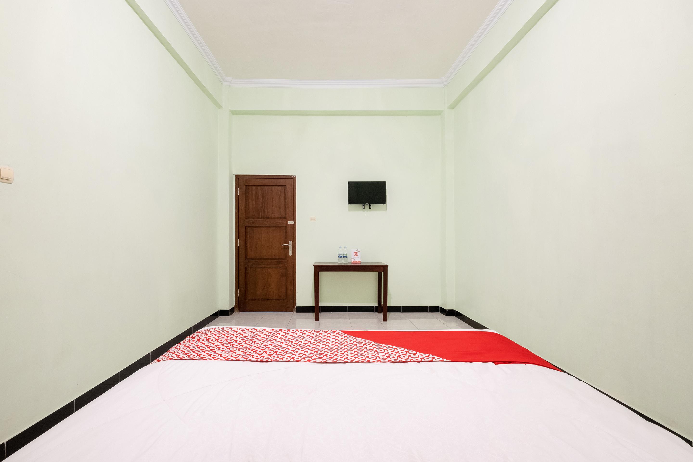 Reddoorz Syariah Near Alun Alun Wonosari Hotel Exterior foto