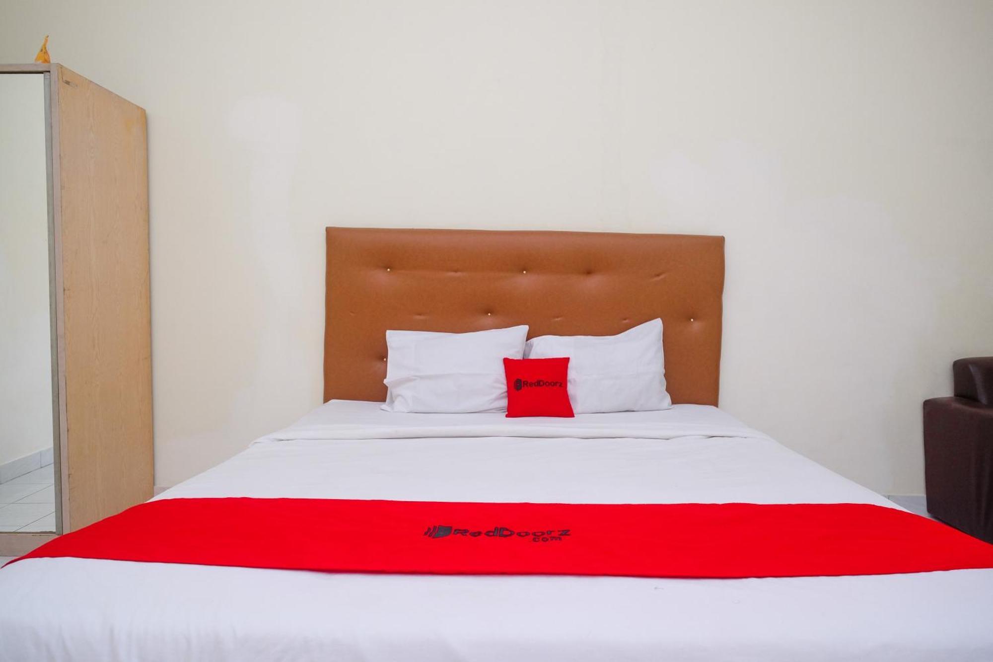 Reddoorz Syariah Near Alun Alun Wonosari Hotel Exterior foto