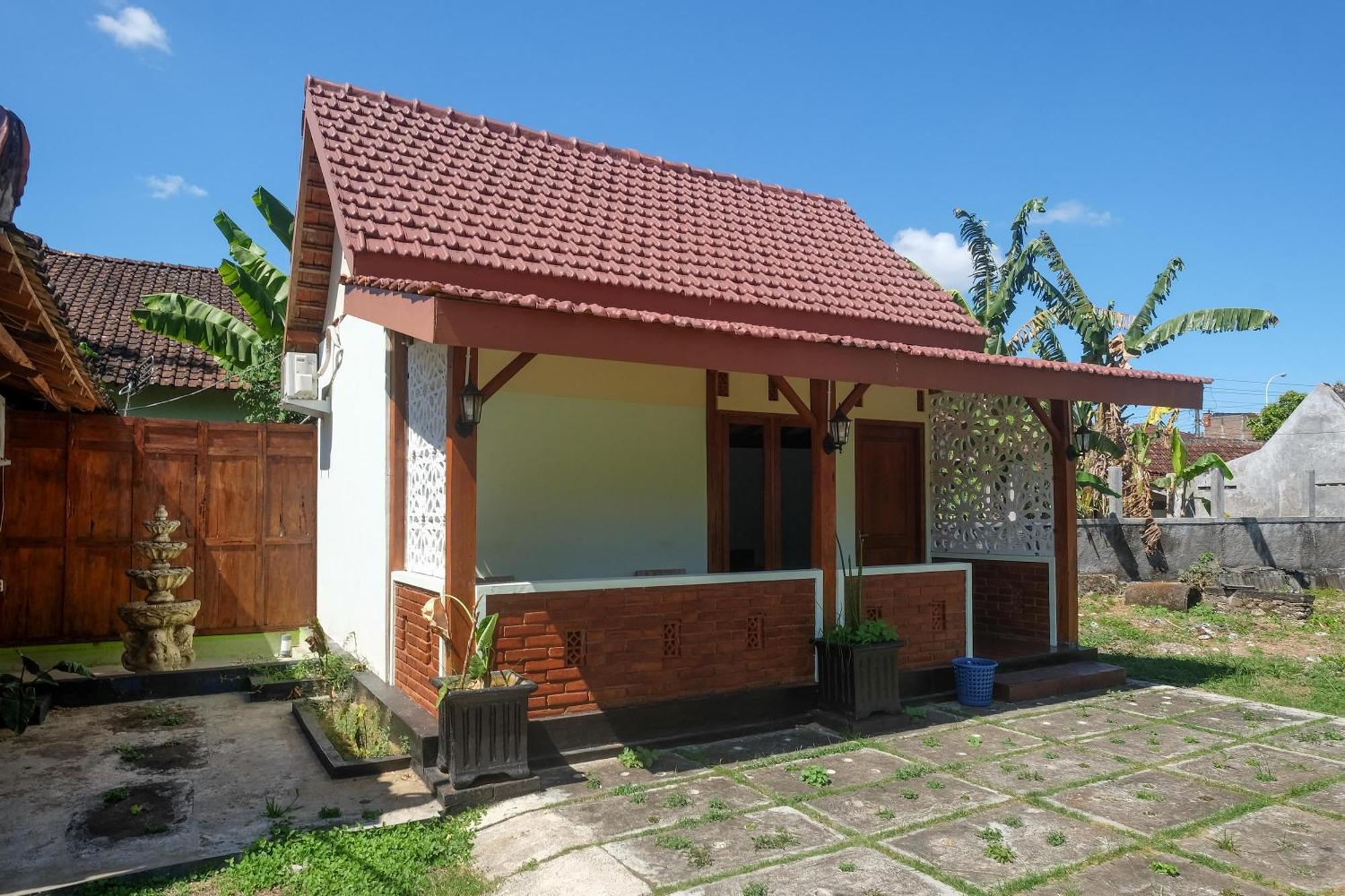 Reddoorz Syariah Near Alun Alun Wonosari Hotel Exterior foto